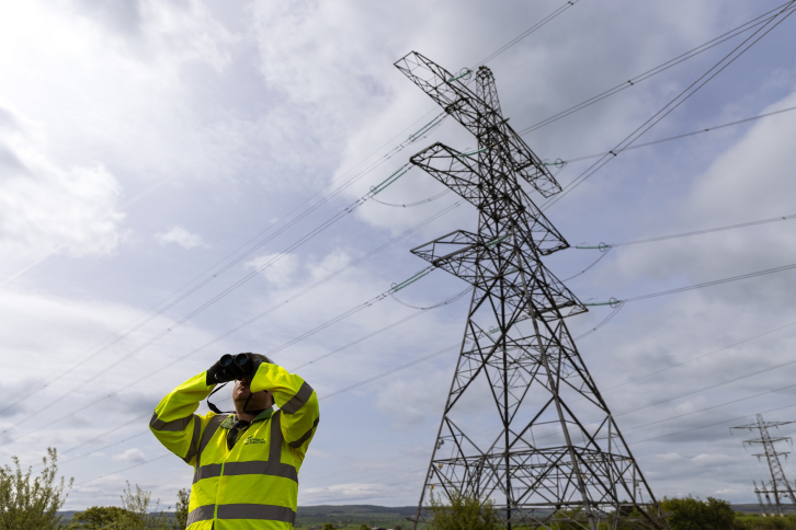 Trabajador de redes eléctricas