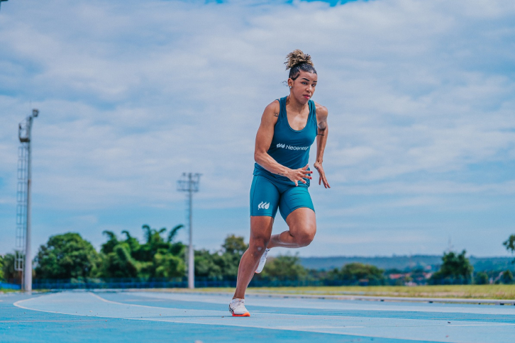 A atleta paralímpica Rayane Soares