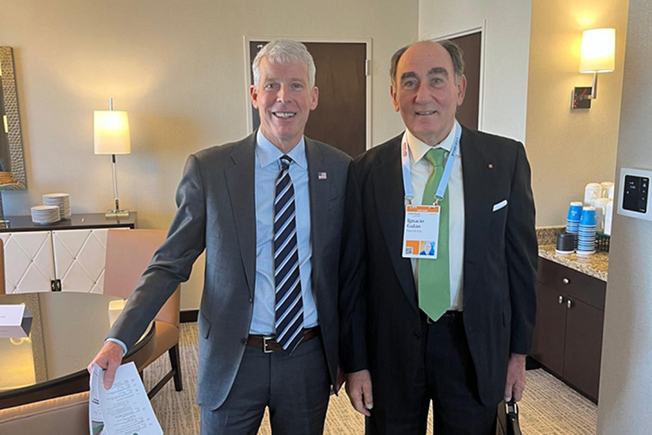 Ignacio Galán presidente de Iberdrola con el secretario de Energía de Estado Unidos Chris Wright.