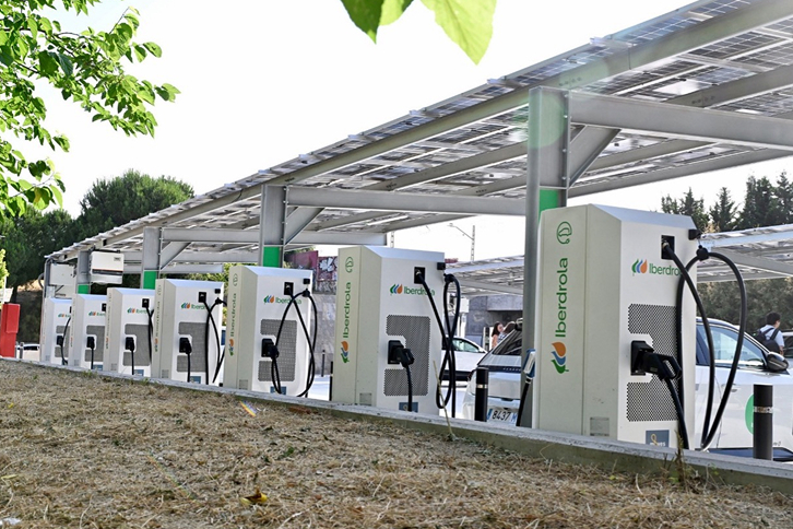 Iberdrola inaugurates the largest fast-charging electric car park in Madrid