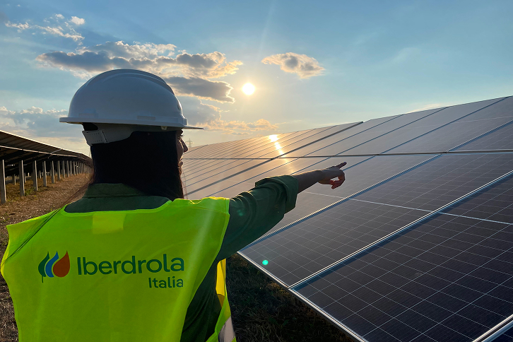 Iberdrola signs a renewable energy purchase agreement with Selex Group for 1,250 GWh in Italy
