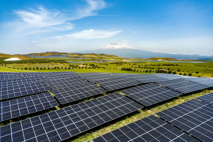 Iberdrola inaugurates Fénix, its largest photovoltaic plant in Italy with 243 MW