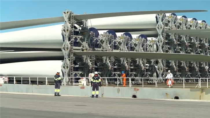 Wind turbine components arrive at the Port of Bilbao